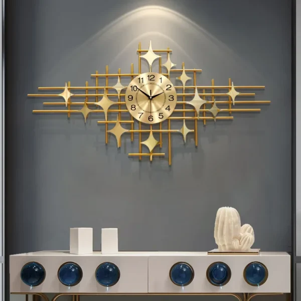 Golden Metal Star Wall Clock Living Room Household Fashion Personality Creative Watch Wall Silent Nordic Modern Home Decor
